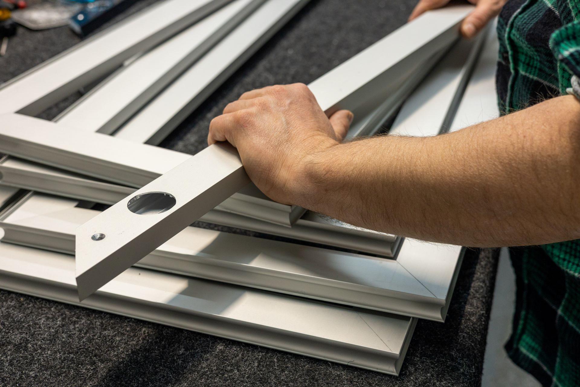 Aluminiumrahmen Montage Handarbeit Türen Wilhelmshaven
