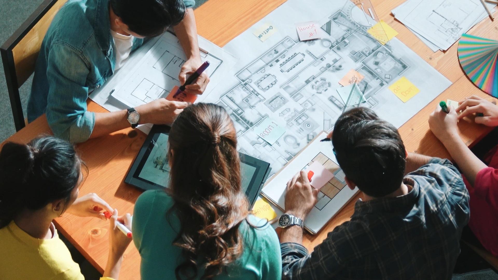 Team plant industrielle Prozesse und Layouts | Photovoltaik Altenburg